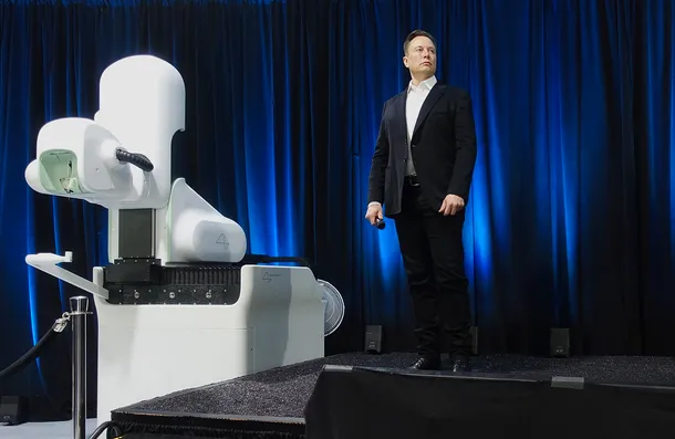 Elon a Neuralink.jpg